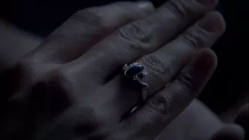 Daylight ring worn by Elena Gilbert (Nina Dobrev) in The Vampire Diaries (Season 1 Episode 4)