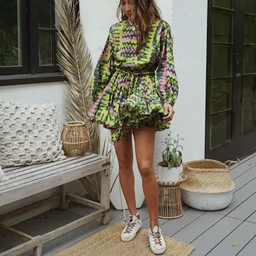 Les baskets Golden Goose portées par Julie Sariñana sur son compte Instagram @sincerelyjules 