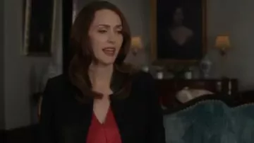 Bar­rett Jack­et worn by Abigail Pershing (Sarah Power) in Good Witch Season 6 Episode 1