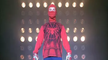 Sweatshirt red Spider-Man worn by Peter Parker (Tobey Maguire) in the film Spider-Man