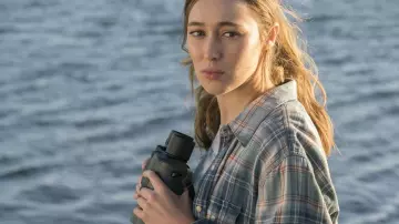 La chemise en flanelle de Alicia Clark (Alycia Debnam Carey) dans Fear The Walking Dead (S01E02)