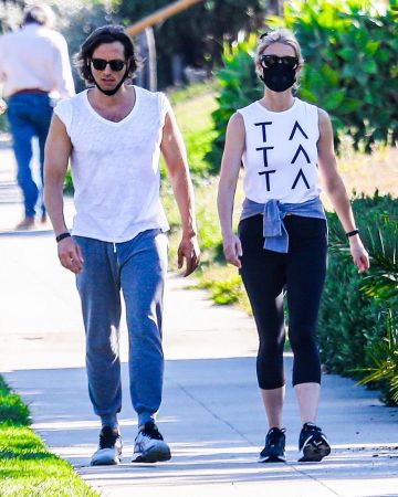 Ray Ban Original Wayfarer Lunettes de soleil portées par Gwyneth Paltrow Brentwood, le 5 Mai 2020