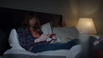 Nina Skinny Jeans portés par l'Agent de Phoebe Donnegan (Lauren Lapkus) dans Good Girls Saison 3 Épisode 11