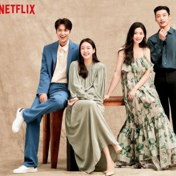 The shoes worn by Kim Go-eun on the account Instagram of @actorleeminho