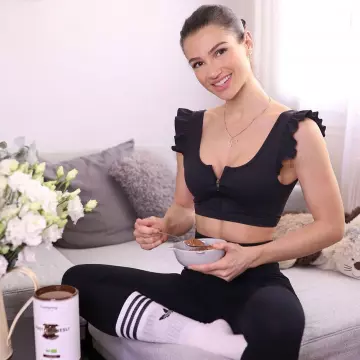 Los calcetines blancos de adidas que lleva Sissy Mua en su cuenta de Instagram @sissymua 