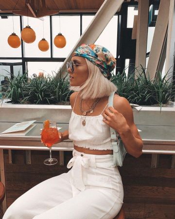 Bolso bandolera de Kemper en la cuenta de Instagram @joandkemp