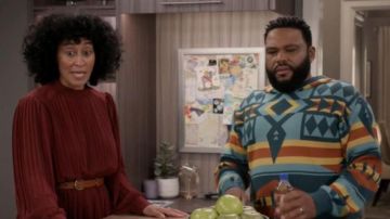 Aztèque Imprimé Hoodie, portés par Andre "Dre' Johnson (Anthony Anderson), en black-ish Saison 6 Épisode 23