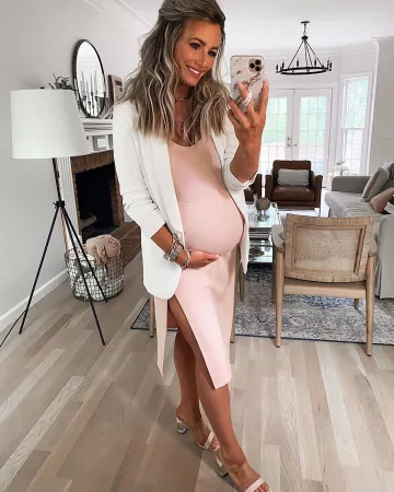Crepe Blazer de Sarah Knuth en la cuenta de Instagram @sarahknuth