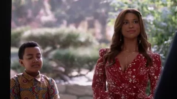 Su­san­na Dress worn by Poppy Banks (Kimrie Lewis-Davis) in Single Parents Season 2 Episode 21
