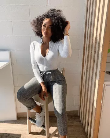 Le body à Longues Manches de Axelle Elle sur son compte Instagram @ax___elle