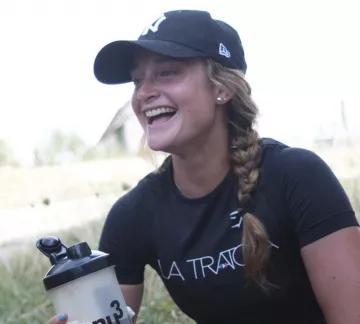 La gorra negra new erade NY que lució Marine Leleu en su cuenta de Instagram @marinlle