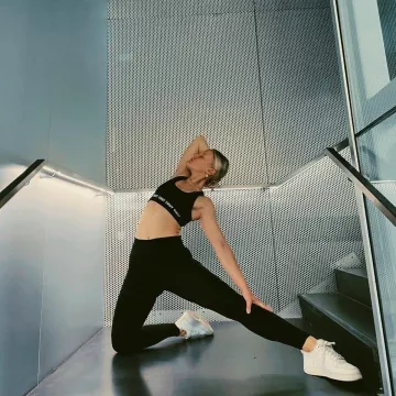 Sneakers Nike Air Force 1 worn by Clotilde Chaumet on the account Instagram of @tihhy 