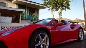 Ferrari F8 Spider Convertible driven by Thomas Magnum (Jay Hernandez) in Magnum P.I. (S02E20)