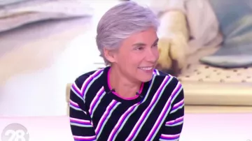 El jersey de cuello redondo rayado en malla fina mezclada en negro por Elisabeth Quin en 28 minutos el 08.05.2020