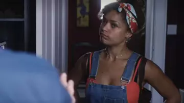 Evie's Coral Tank top (Antonia Thomas) en Lovesick