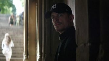 Gorra de los Yankees de Nueva York usada por Pete Koslow (Joel Kinnaman) en The Informer
