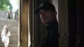 Gorra de los Yankees de Nueva York usada por Pete Koslow (Joel Kinnaman) en The Informer