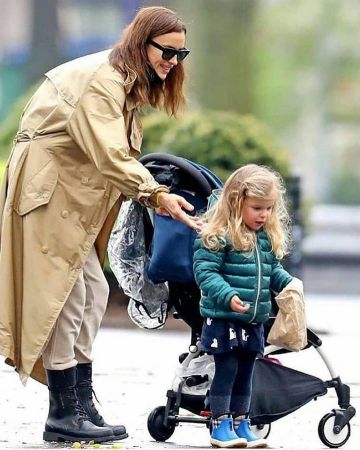 Babyzen™ YOYO+ Stroller Frame used by Irina Shayk New York City May 6, 2020