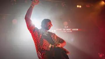 La chemise Dior portée par Pop Smoke dans le clip Zoo York de Lil Tjay feat. Fivio Foreign & Pop Smoke