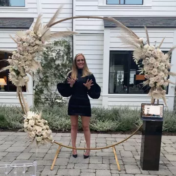 BB en Daim Noir Pointed Toe Pompes de Adele sur l'Instagram account @adele 11 Mai 2020