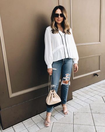 Chuckon Ladder Blouse de Ashley Robertson en la cuenta de Instagram @ashleyrobertson