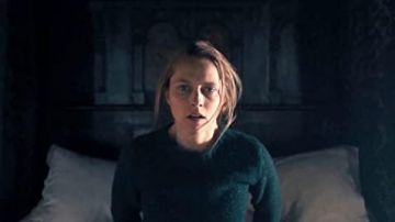 Dark Teal Sweater worn by Diana Bishop (Teresa Palmer) as seen in A Discovery of Witches (Season 1 Episode 4)