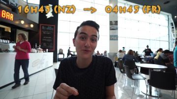 The black t-shirt with small white dots worn by HugoPOSAY in his YouTube video THE AIRLINE SEAT THAT COSTS 7 000€ (Business Class A380)