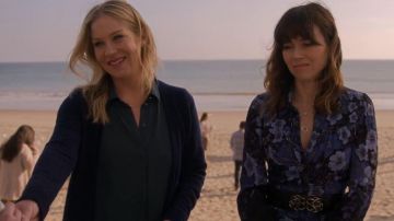 Teal Blouse Shirt worn by Jen Harding (Christina Applegate) in Dead to Me Season 2 Episode  7