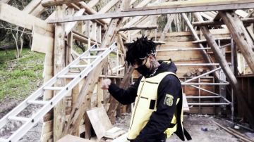 Agora Yellow Jacket worn by Scarlxrd in his RIP$AW. music video