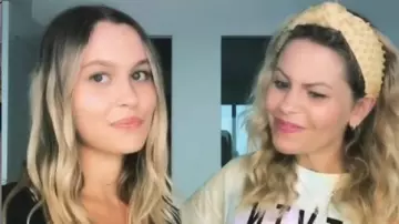 Tie Dye Tee worn by D.J. Tanner-Fuller (Candace Cameron-Bure) in Fuller House