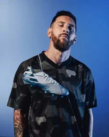 Louis Vuitton x Nigo Intarsia Jacquard Duck Short-Sleeved Crewneck worn by  Lionel Messi on his Instagram account @leomessi