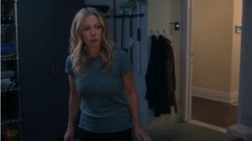 ATM Slub Jersey Schoolboy Crew Neck Tee worn by Jen Harding (Christina Applegate) in Dead to Me Season 2 Episode 2