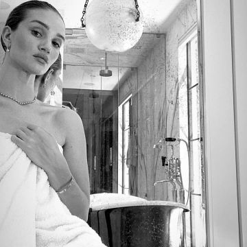 Cartier Amour Bracelet porté par Rosie Huntington-Whiteley Instagram Histoires 14 Mai 2020