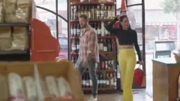 High-Waist Wide-Leg Pants worn by Nikki Bella in Total Bellas Season 5 Episode 6