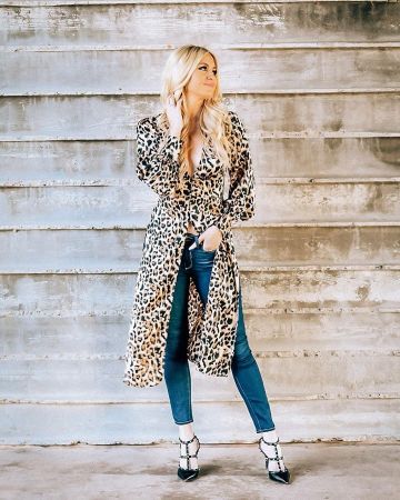 Hoxton Ankle Jeans de McKenna Wesley en la cuenta de Instagram @thebubblyblonde