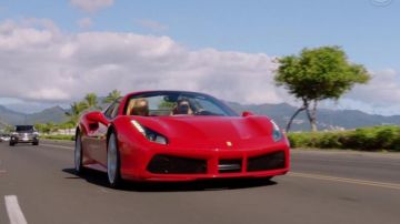 Ferrari 488 Spider driven by Thomas Magnum (Jay Hernandez) in Magnum P.I. (S02E19)