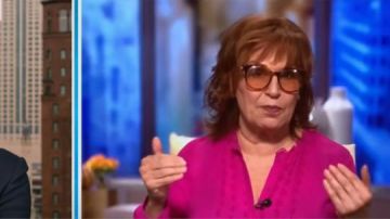 Elie tahari Antonella Chemisier porté par Joy Behar sur La Vue en Mai 14,2020