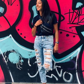 Ripped Jeans portés par Leila Ouahabi sur son Instagram account @leilaouahabi