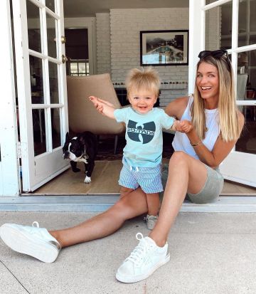 Rezza Blanc de Ashley Tarkington Jackel sur l'Instagram account @ashnfashn