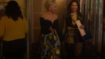 En Jacquard à motif Floral Midi Jupe portée par Gloria Grandbilt (Katherine LaNasa) à Katy Keene Saison 1 Épisode 13