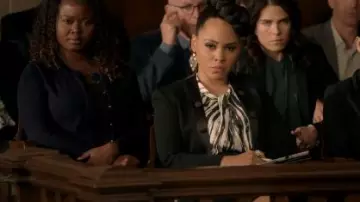 Ze­bra Print SLeeve­less TOp worn by Tegan Price (Amirah Vann) in How to Get Away with Murder Season 6 Episode 15