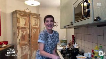 The top animal print sky blue Cristina Córdula in All in the kitchen of the 15/05