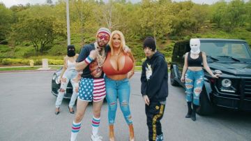 Pantalon noir porté par Lil Xan, la MORT DE MUMBLE RAP 2 par GAWNE et DIEGO