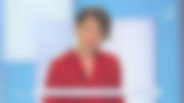 The dress shirt striped cotton caramel Melanie Taravant in C to tell the 18.05.2020