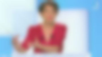 The blouse cache-core short sleeve red Melanie Taravant in C to tell the 15.05.2020