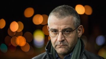 Anteojos usados por Pietro Savastano (Fortunato Cerlino) en Gomorra (Temporada 1 Episodio 1)