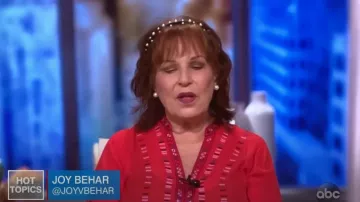 Kobi Halperin Junie Chemisier Brodé porté par Joy Behar comme on le voit sur La Vue 18 Mai 2020