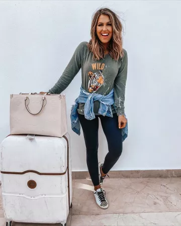 Chasseur de Tigre Pull de Hollie Woodward sur l'Instagram account @holliewdwrd