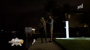 The bermuda shorts with pockets beige Benjamin Machet in The Angels of reality tv 5