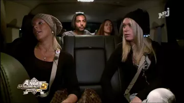 Cap off neutral tone of Amélie Neten in The Angels of reality tv 5